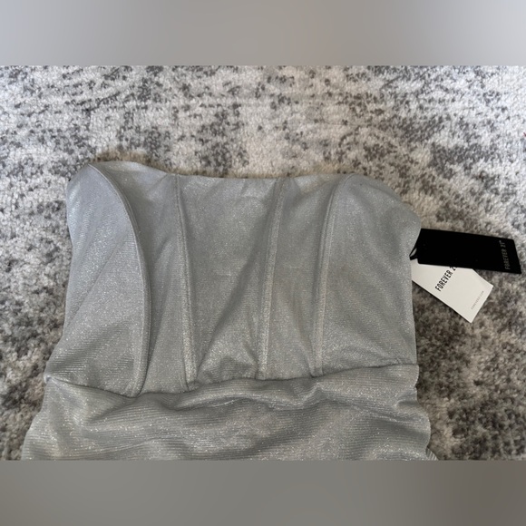 NWT Forever 21 Glitter Ruched Strapless Midi Tube Dress Silver Size Small - Picture 2 of 6